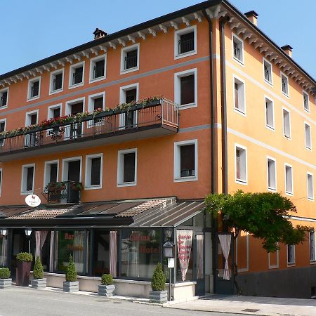 Al Cavallino Rosso Mel Exteriér fotografie