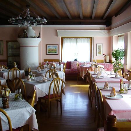 Al Cavallino Rosso Mel Exteriér fotografie