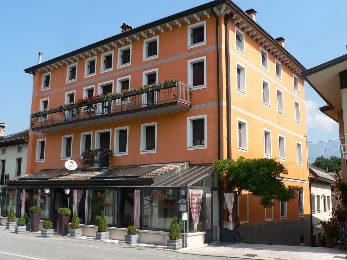 Al Cavallino Rosso Mel Exteriér fotografie