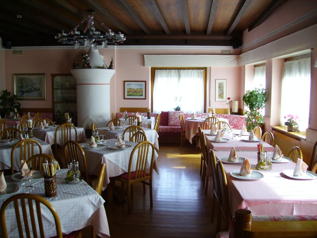 Al Cavallino Rosso Mel Exteriér fotografie