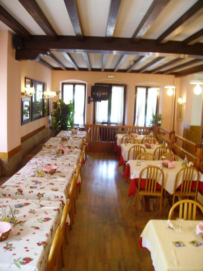 Al Cavallino Rosso Mel Exteriér fotografie